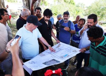 Começa construção de moderna praça do conjunto Homero Figueiredo