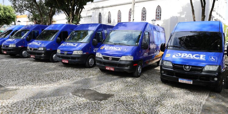 Novos veículos do PACE ampliam frota e garantem lazer nos finais de semana para pessoas com deficiência