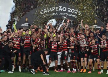 Flamengo é indicado ao prêmio de melhor clube masculino da Bola de Ouro