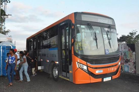 Mais de 32 mil passageiros utilizaram o transporte gratuito para a Expofeira durante os oito dias de evento