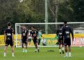 Escalação da Seleção: Ancelotti faz sete mudanças e coloca Raphinha como centroavante
