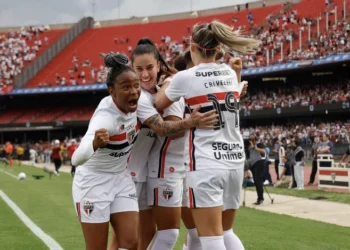 São Paulo segura o Corinthians e conquista o Brasileirão Feminino pela primeira vez