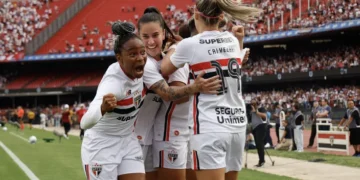 São Paulo segura o Corinthians e conquista o Brasileirão Feminino pela primeira vez