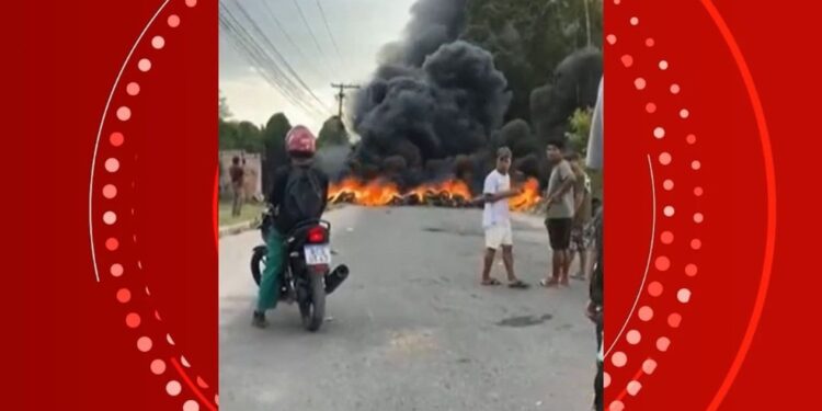 Menina de 8 anos morre após ser atingida por bala perdida em ação policial na Bahia