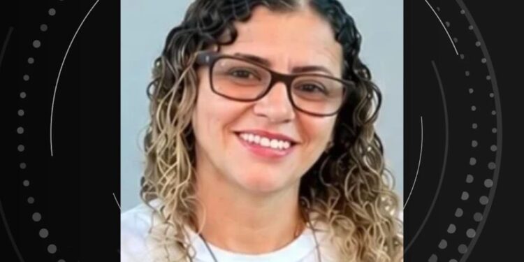 Professora morre e outras duas pessoas ficam feridas após batida entre motocicletas na Bahia