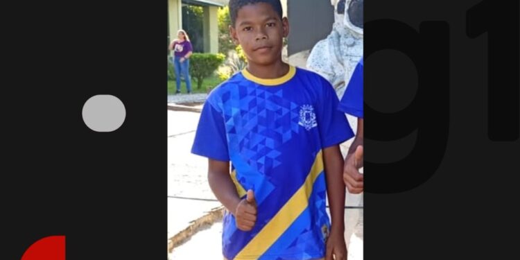 Menino de 11 anos é morto a tiros após ter casa invadida na Bahia