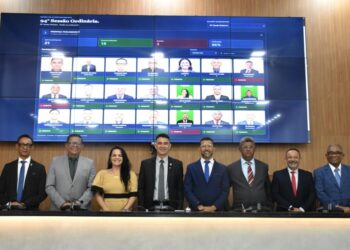 Marcos Lima é reeleito presidente da Câmara de Feira de Santana até 2028