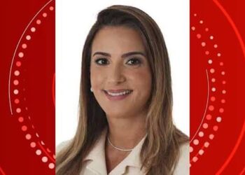 Deputada federal Roberta Roma deixa unidade semi-intensiva e é transferida para quarto após ser internada em Salvador