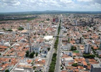 Prefeitura de Feira de Santana é punida após expor dados de de pessoas com HIV, anemia falciforme e fibromialgia