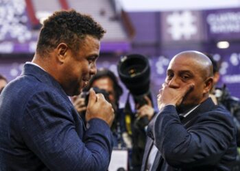 Ronaldo e Roberto Carlos celebram acesso da Inter de Limeira: “O Leão subiu”