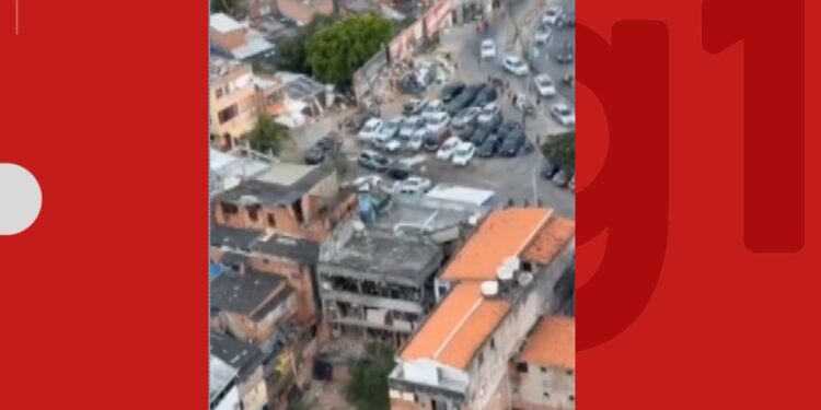 Tiroteio próximo a orla de Salvador deixa dois mortos; armas e drogas foram apreendidas