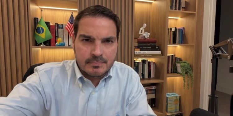 Justiça determina que comentarista político apague vídeo em que ele diz que a Bahia é o ‘câncer do Brasil’
